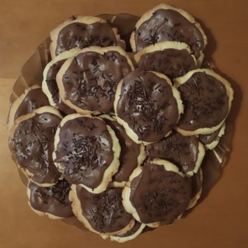 Kruche ciasteczka waniliowo-czekoladowe
